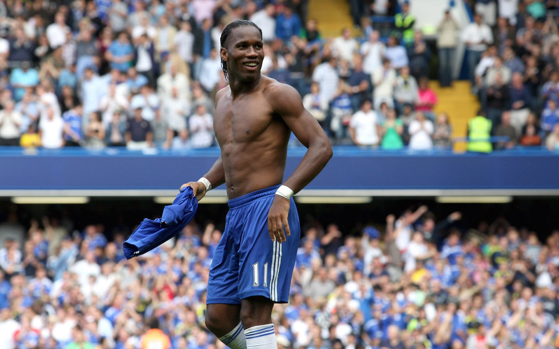 切尔西连续不败，展现夺冠强势态势，切尔西时隔50年夺冠